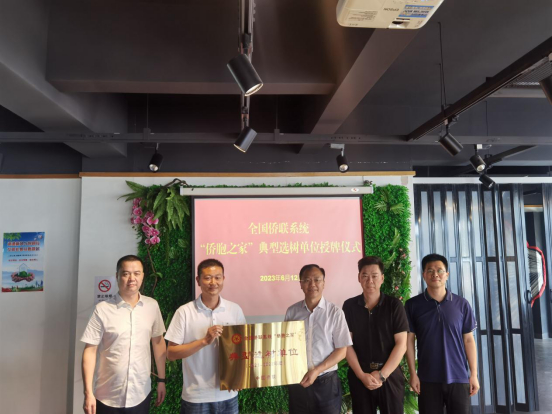 49548923.jpg 49548923.jpg